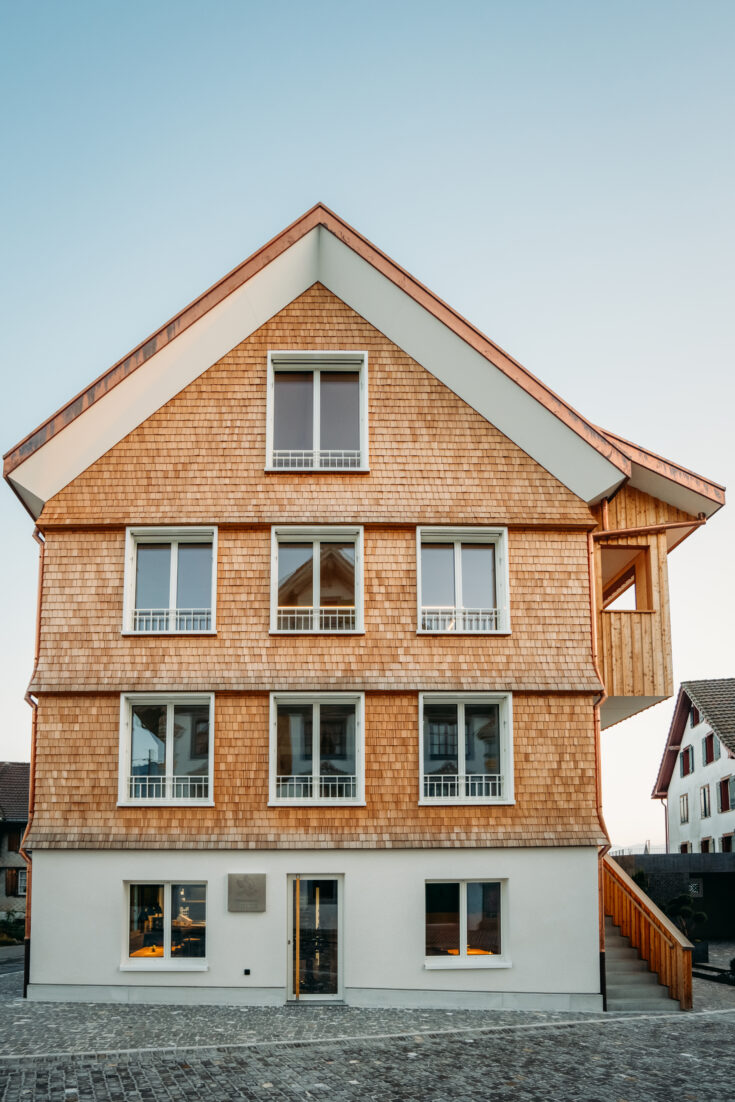 Adler Altendorf, Aussenaufnahme, marty architektur