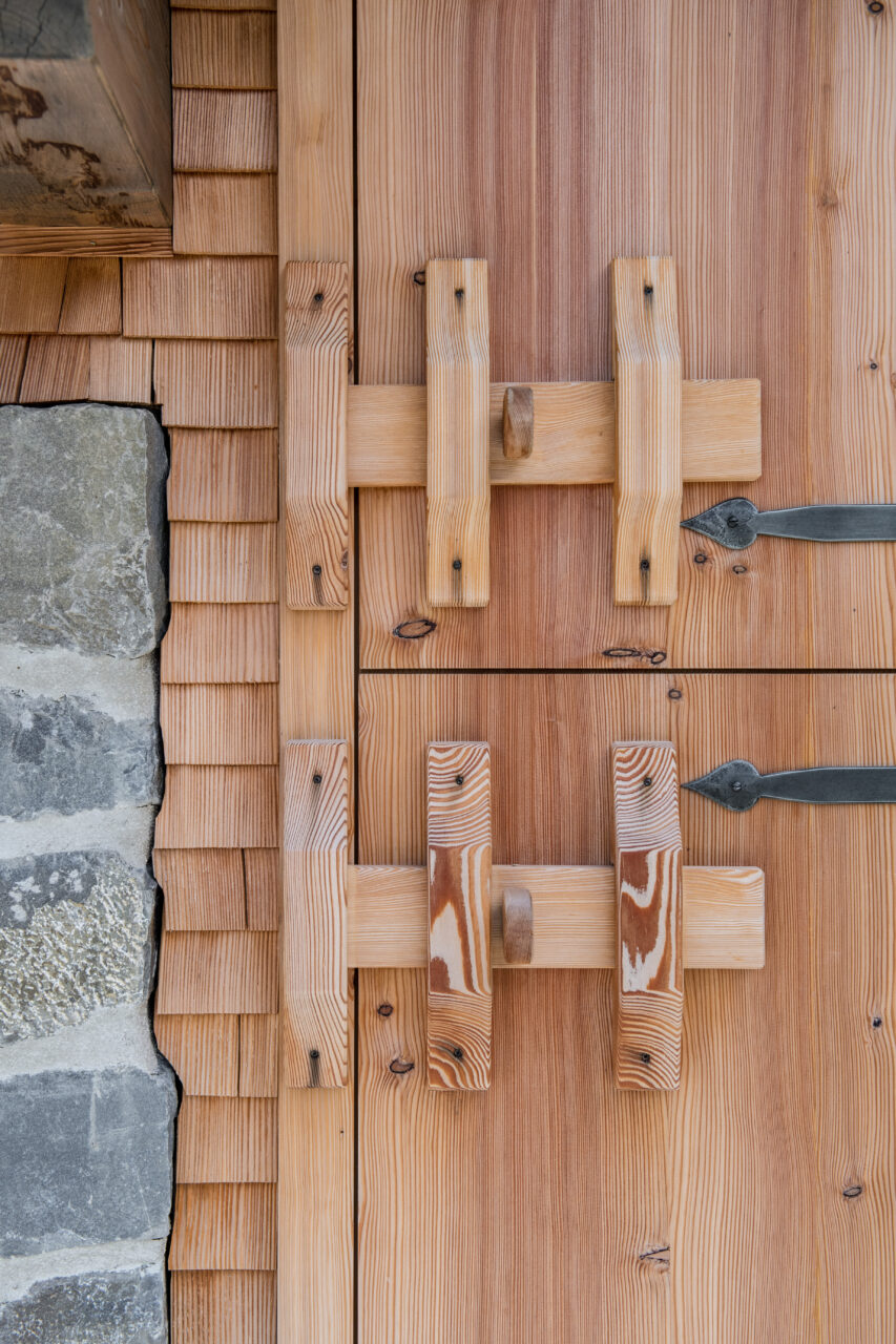 Alphütte Äsch Unterschächen, Aussentüre, marty architektur