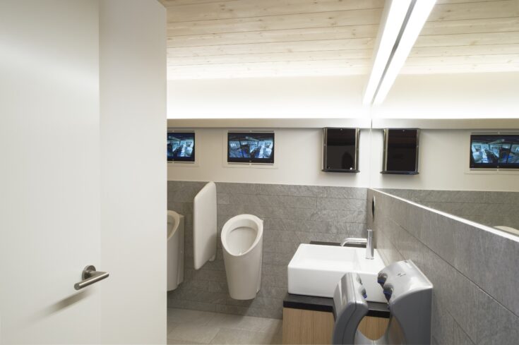 Lehnhof Altdorf, Restaurant WC, marty architektur