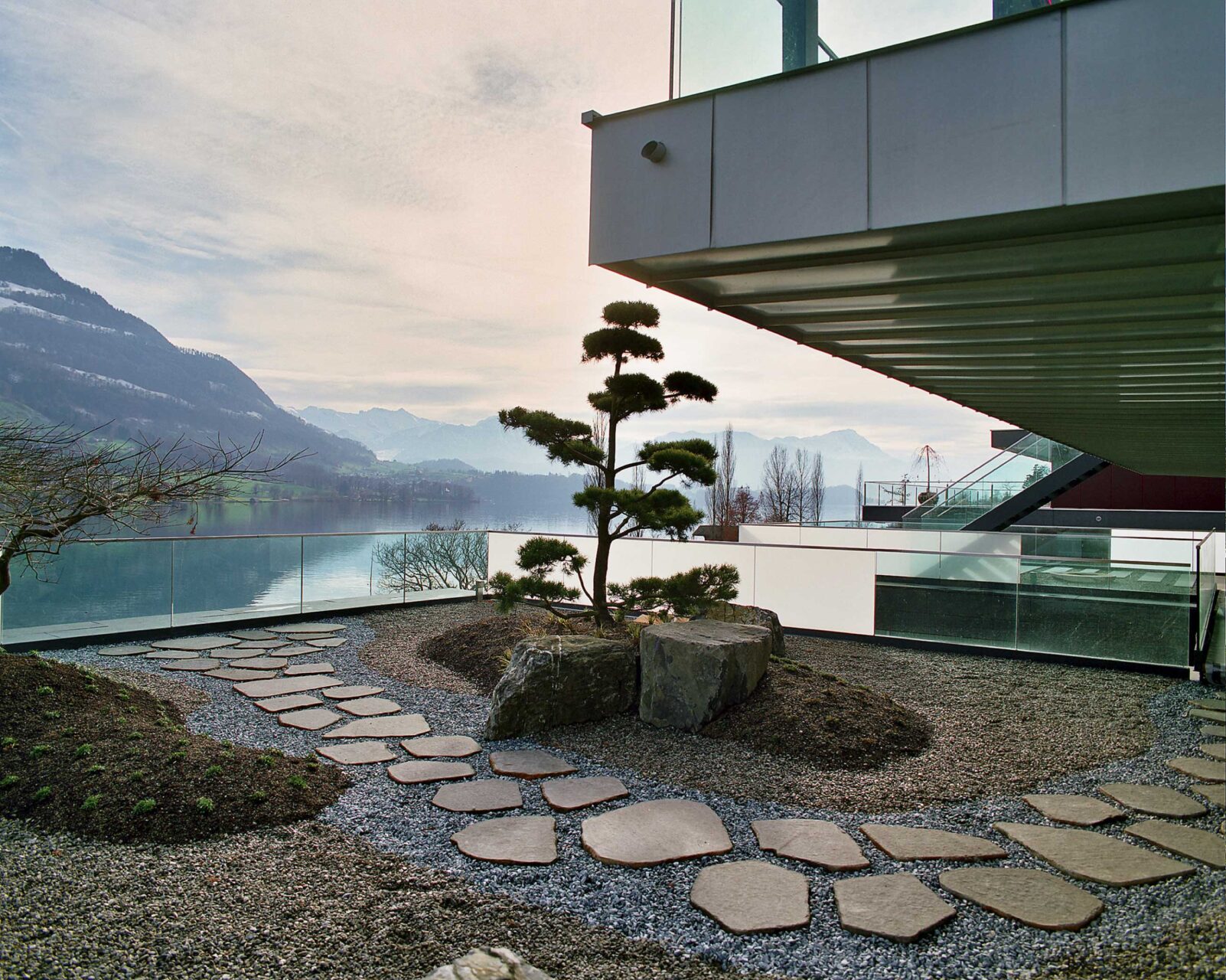 Luzernerstrasse Küssnacht, Aussenaufnahme mit Aussicht, marty architektur