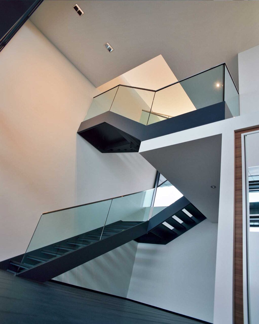 Luzernerstrasse Küssnacht, Treppe, marty architektur