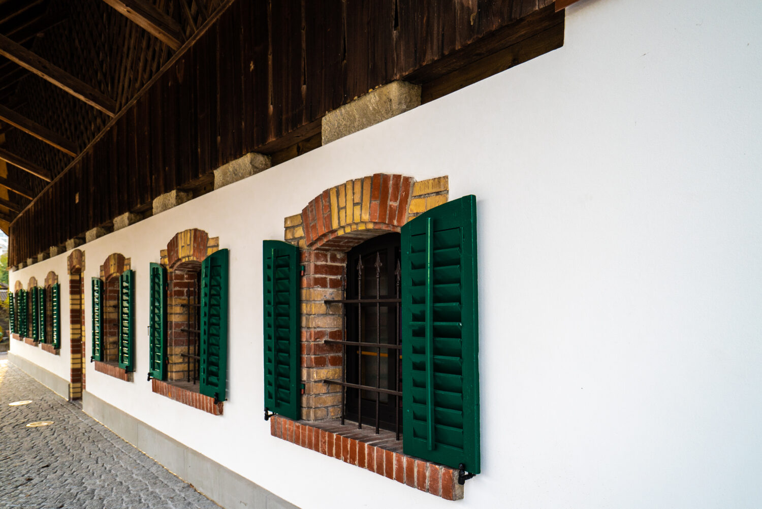 Scheune Wiberg Altendorf, Fensterläden, marty architektur