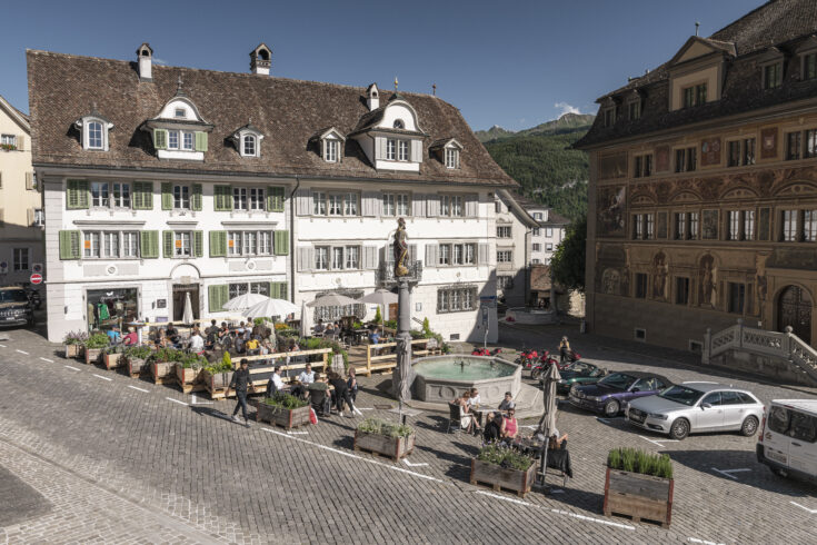 Freiluftcafé Hauptplatz Schwyz, Terrasse, marty architektur