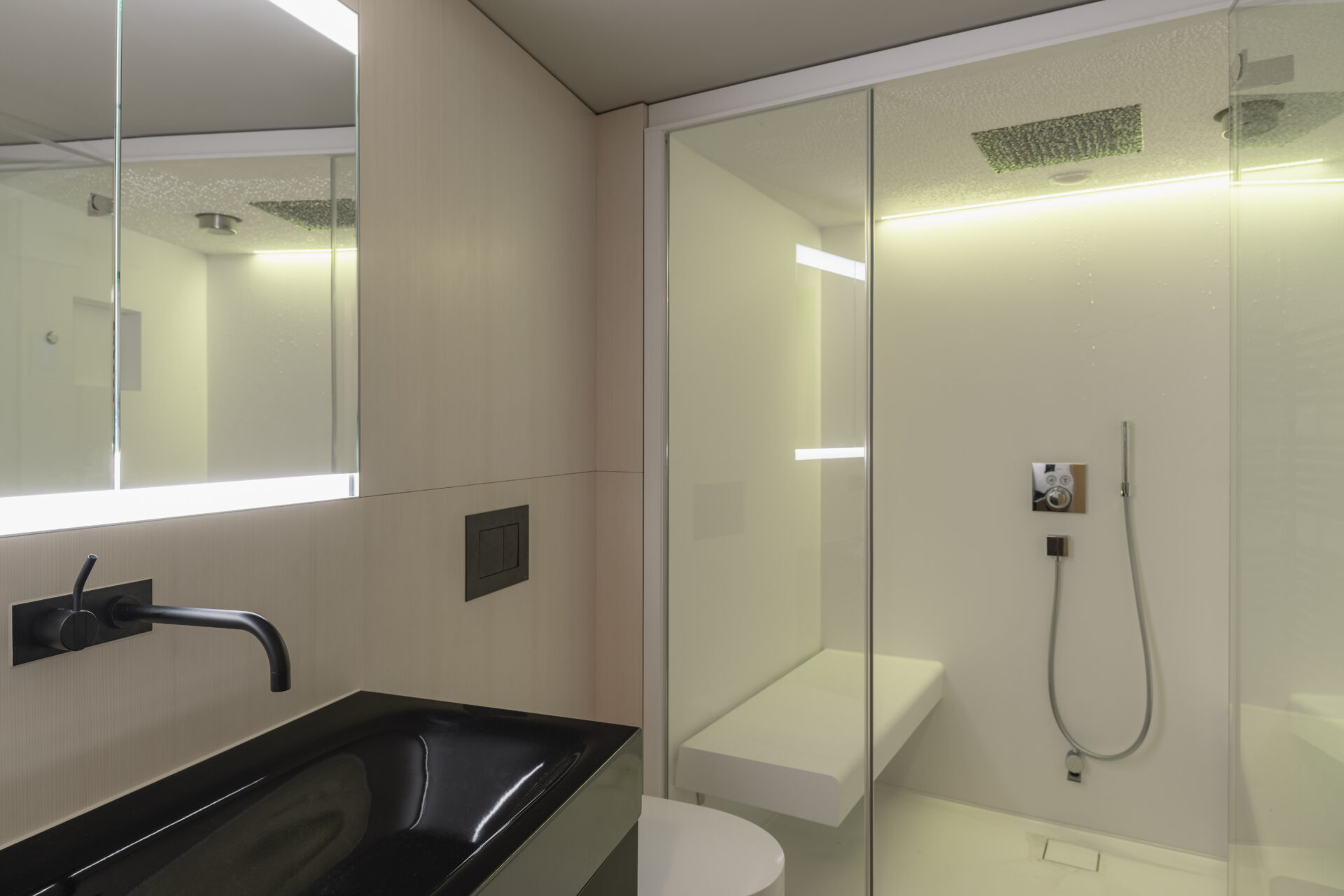 Ringstrasse Stoos, Badezimmer, marty architektur