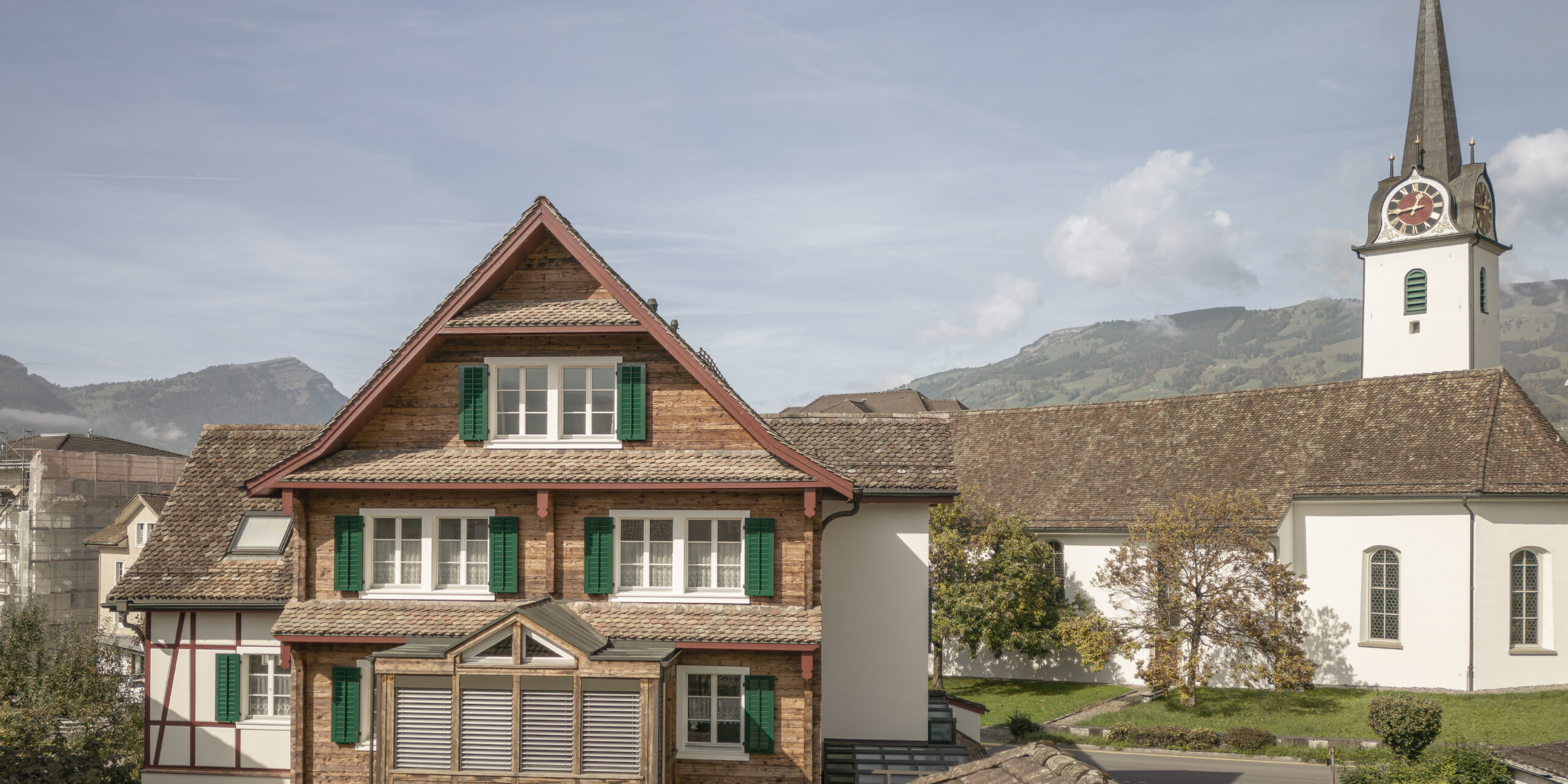 Alte Kaplanei Pfrundhaus Seewen, Aussenaufnahme, marty architektur