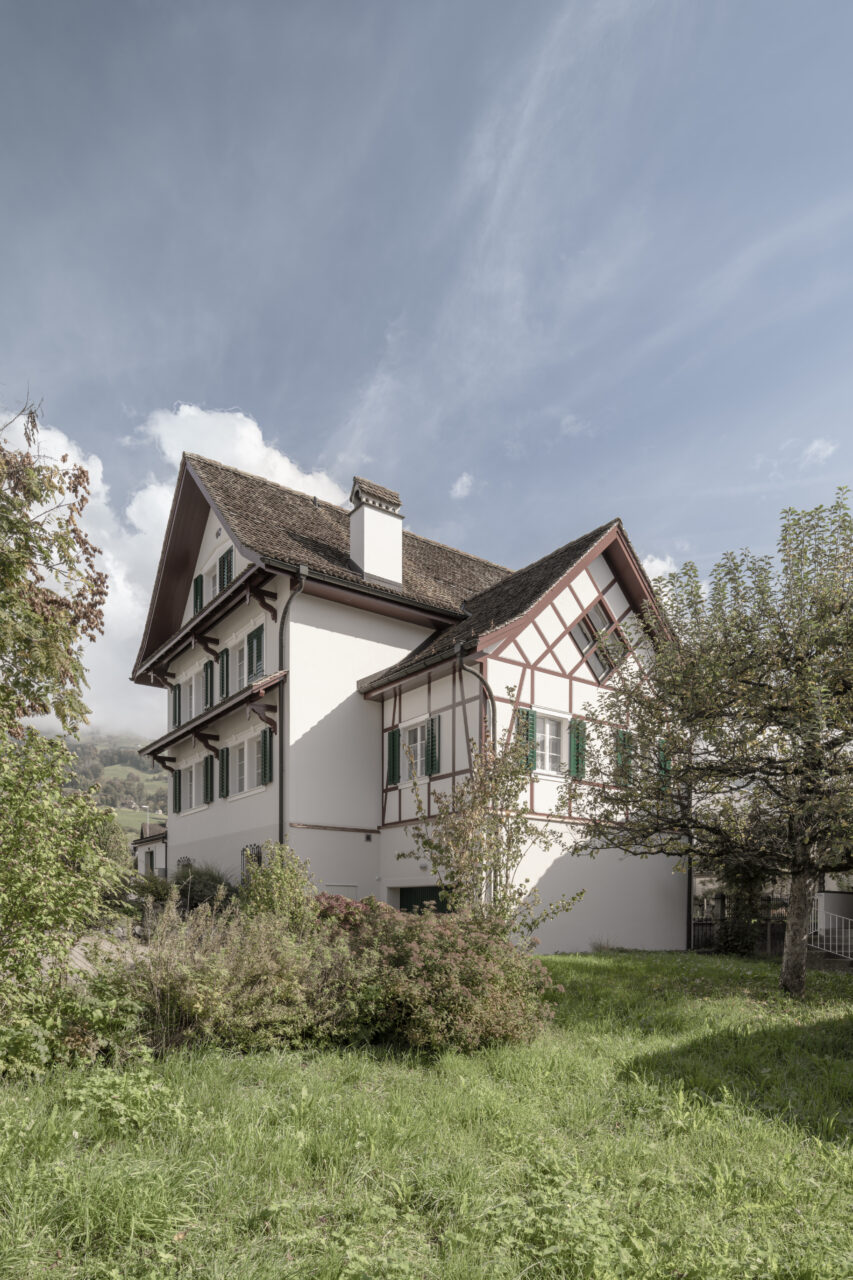 Alte Kaplanei Pfrundhaus Seewen, Aussenaufnahme, marty architektur