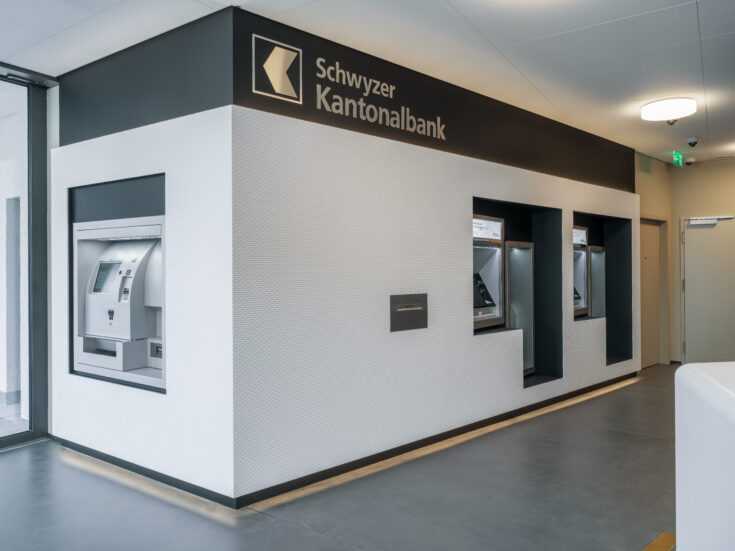 Schwyzer Kantonalbank Schindellegi, Bancomate, marty architektur
