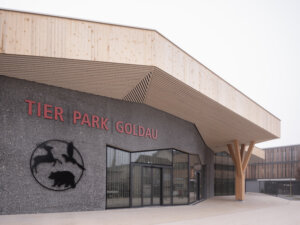 Tierpark Goldau, Eingangshalle, Aussenaufnahme, marty architektur ag