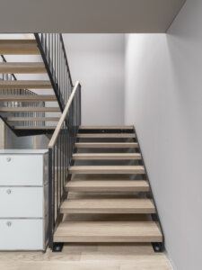 Visz À Visz Ibach, Treuhand, Treppenaufgang, marty architektur ag