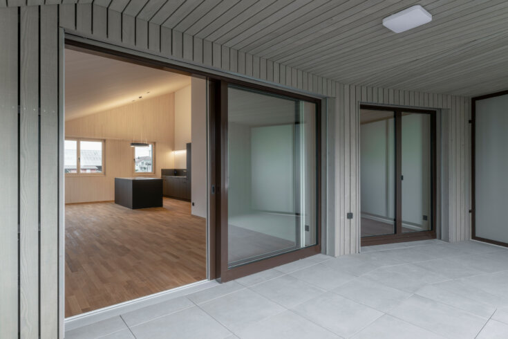 Riedlisgatter Rothenthurm, Loggia mit Sicht in Küche, marty architektur