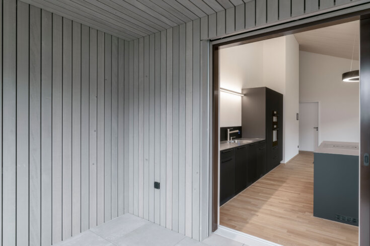 Riedlisgatter Rothenthurm, Loggia mit Sicht in Küche, marty architektur